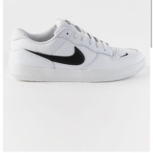 Nike SB Force 58